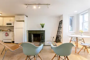 Big Bright 1 BR at U/Shaw + 14th on Quaint Swann - Image 2