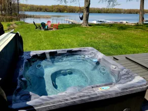 Lake Escape w/ Hot Tub, Dock & Kayaks, sleeps 12 - Image 2