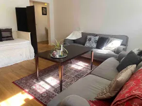 Central 2 room apartment close to everything! - Image 2