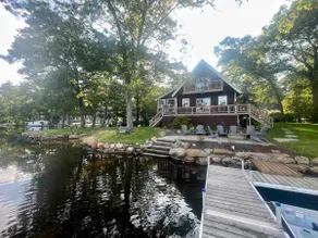 Lake Front Home Sleeps 6-8 on a private Peninsula! - Image 3