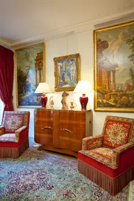 Luxury, Calm & Pleasure in 915 sqf. - Image 4