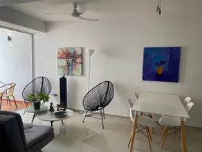 Central apartment with air-conditioned pool - Image 2