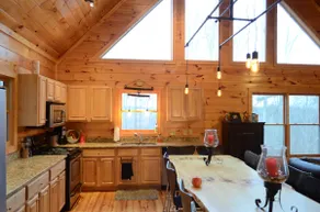 North GA cabin 'Summit Hideaway' - Image 3
