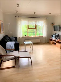 Valley Guesthouse - Linda's House - Image 4