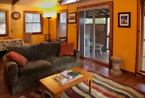 Private Country Cottage - Image 4