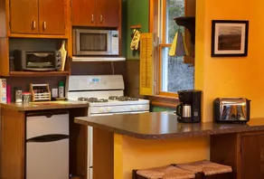 Private Country Cottage - Image 3