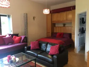 ☆ Self Contained Private Guest Cottage ☆ Sleeps 4 - Image 5