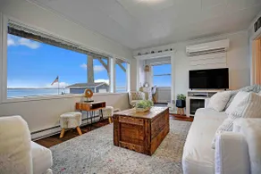 The Camano Beach House - Image 5