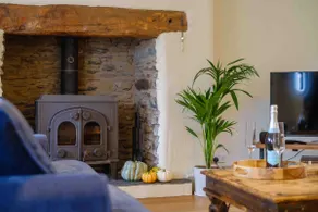 Woodside Cottage: A 4-bed boutique cottage in the heart of the Lake District! - Image 3