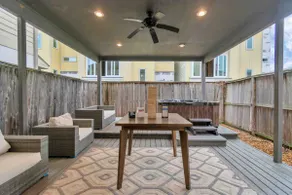 Spacious Houston 3Bed3 Bath Family Townhome - Image 3