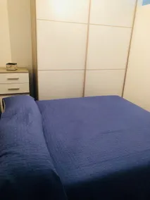 Cozy apartment with free parking - Image 5