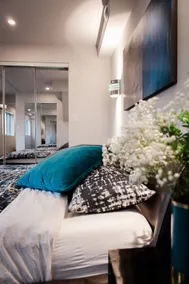 Stunning place in Bloordale - Image 5