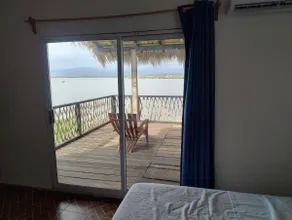 Lakeside Room - Image 2