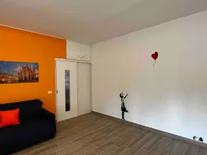 The Bright Place: wide and modern condo apartment in Milan - Image 5