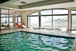 Duplex + heated pool + closed parking - Image 4