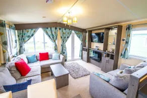 Big Skies Platinum Plus Holiday Home with Wifi, Netflix, Dishwasher, Decking - Image 3