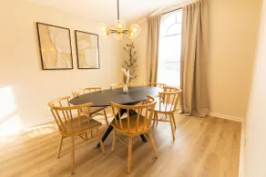 The Modern Georgian - 6 min to I95, 3 Bd-2 Ba - Image 2