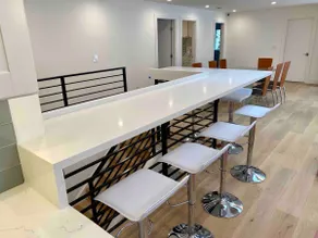 6BR Spacious Comfy Modern Quiet Retreat, Walk Dtwn - Image 3