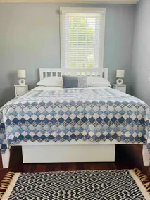Charming Carriage House in Historic Neighbourhood - Image 2