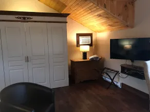 Suite St-Maurice, spa privé - Image 4
