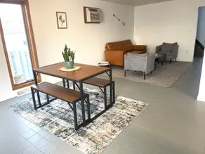 Waterfront Marina cottage - Image 3