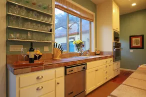 Exceptional Wine Country Estate - Image 2