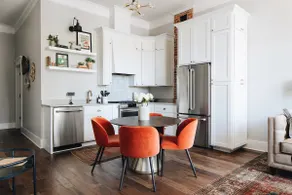 Ulysses Suites, Suite 201 - Image 2