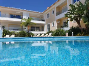 OceanView ~ Luxury 3bedroom ~ Porto De Mos ~ 5mins walk to Beach - Image 3