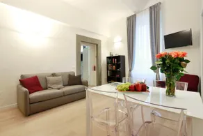 Opera 19 Luxury Apartment - Image 2