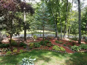 Smoky Mountain Hideaway - Comfy & Great Value! - Image 4