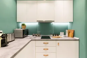 Urban Chic 1BD Apartment in Hilton district by UPSTREET - Image 3