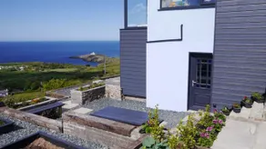 Studio with spectacular views - Image 2