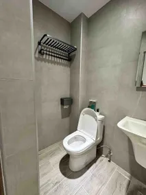 Her True B&B/Legal B&B/Near NCKU/Near NCKU East/Whole house for 6+ people/Dedicated parking/Tesla charging/200-inch projector - Image 2