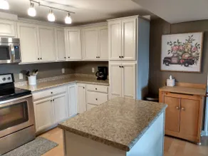 Shenandoah Valley apartment with view - Image 3