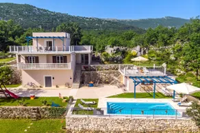 TOP Villa for 6 with a private pool and zipline - Image 2