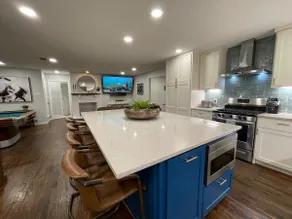 J's Stay & Play Charming 3 Bedroom 2 Bathroom Home - Image 2