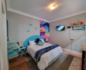 Entire studio apartment with Solar Power - Image 3