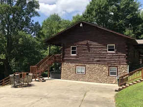 Premier Destination in New Phily - Deerwood Cabin - Image 3