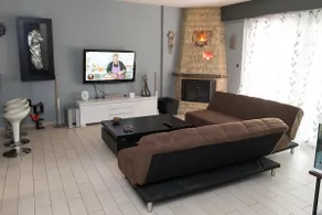 apartment with free parkιng - Image 2
