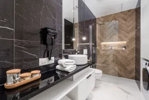 Luxury Number 1 Apartments - Image 5