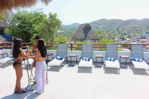 Amazing unit, Brand New!Wifi Infinity pool - Image 5