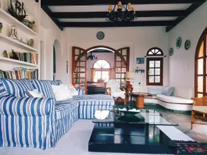 Villa RENTAL - Image 4