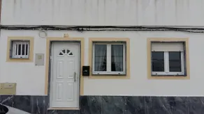 Typical Portuguese house - Image 5