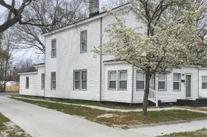 Clean, updated townhouse near ECU, Vidant & Uptown - Image 2