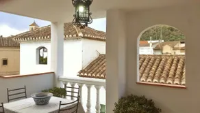 Casa Bienvenido – historic home with roof terrace - Image 2