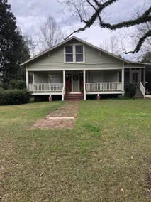 Our Little Farmhouse is a treat you are sure to enjoy. - Image 2