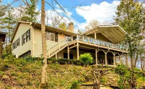 Whispering Falls, Private Waterfall! Hot Tub! - Image 3