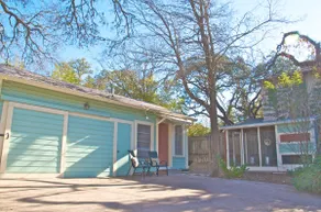 South Congress Apartment - Image 3