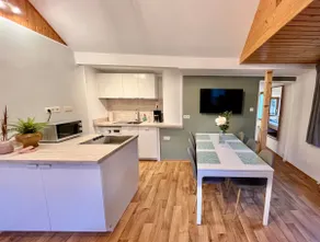 Stylish, Cozy Guest House with Terrace & Pool - Image 5