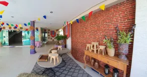 Vacation Home, Extremely Spacious Celebrations - Image 4